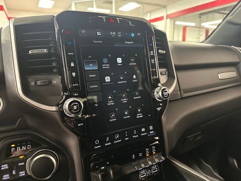 Used 2023 RAM 1500 Big Horn AWD/4WD image 27