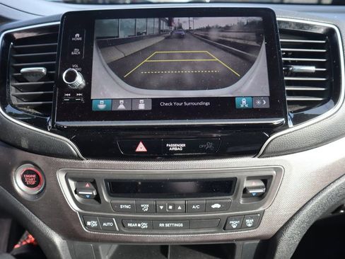 Used 2024 Honda Ridgeline Sport image 25