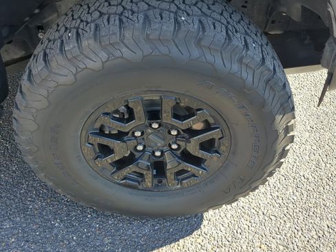 Used 2022 Ford F150 Raptor w/ Equipment Group 801A High image 11