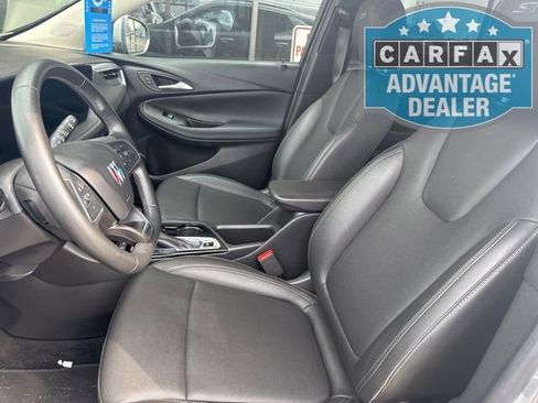 Used 2024 Buick Encore GX Sport Touring AWD/4WD image 3