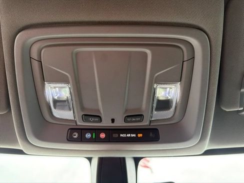 Used 2022 Chevrolet Silverado 1500 LT Trail Boss w/ Bed Protection Package AWD/4WD image 24