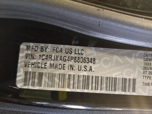 Used 2023 Jeep Grand Cherokee L Laredo AWD/4WD image 33