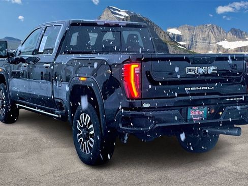 Used 2024 GMC Sierra 3500 Denali Ultimate image 13