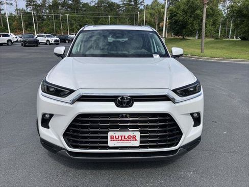 Certified 2025 Toyota Grand Highlander AWD Hybrid image 8