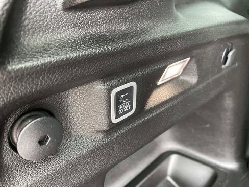 Certified 2025 Jeep Grand Cherokee L Laredo image 6