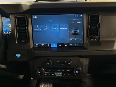 Used 2025 Ford Bronco Badlands AWD/4WD image 28
