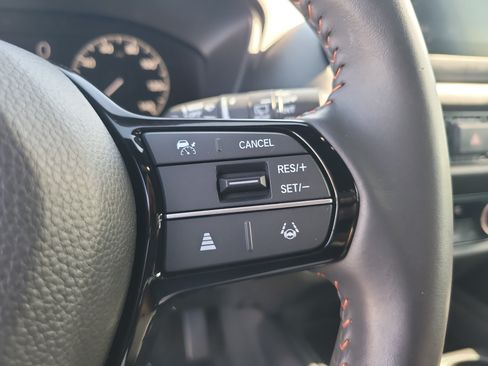 Used 2024 Honda HR-V Sport image 27