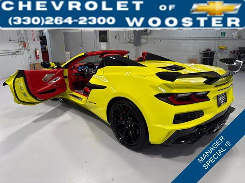 Used 2024 Chevrolet Corvette Z06 w/ Z07 Performance Package image 11