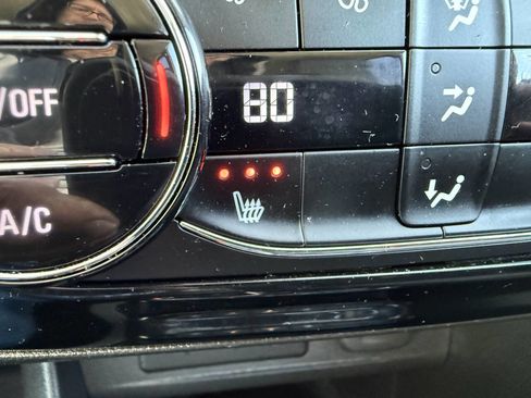 Used 2020 Buick Encore GX Select image 20