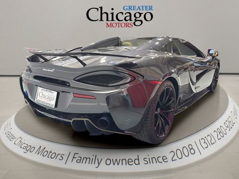 Used 2019 McLaren 570S Spider image 6