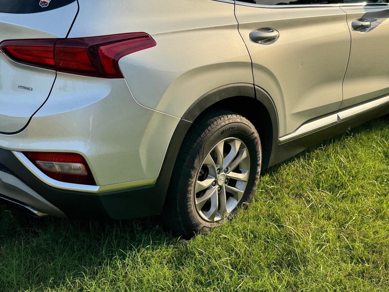 Used 2020 Hyundai Santa Fe SEL AWD/4WD image 16