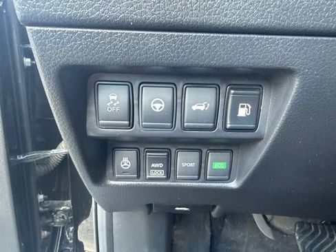 Used 2020 Nissan Rogue SL AWD/4WD image 5