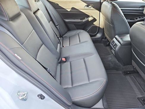 Certified 2024 Nissan Altima 2.0 SR image 21