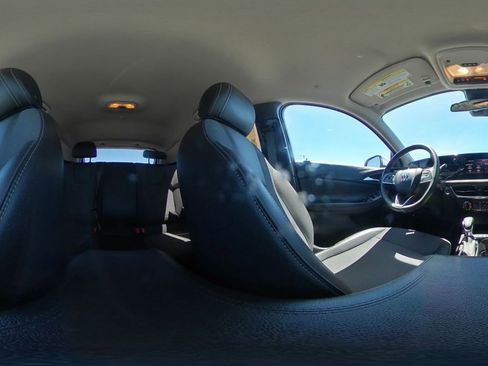Used 2025 Buick Encore GX Preferred FWD image 42