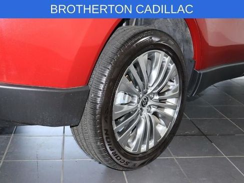 Used 2022 Toyota Venza Limited AWD/4WD image 14