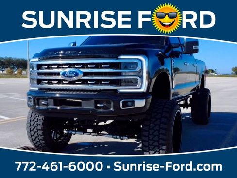 Used 2024 Ford F250 Platinum w/ FX4 Off-Road Package AWD/4WD image 1