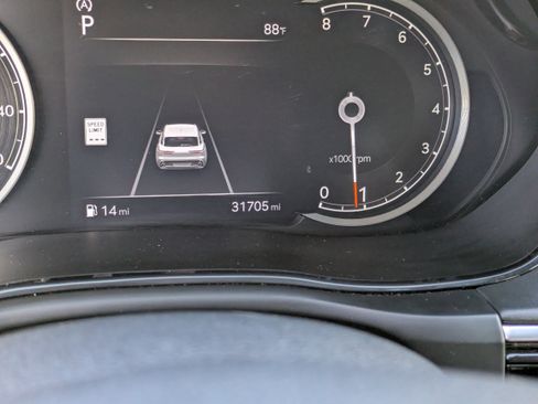 Used 2025 Genesis GV70 2.5T image 28