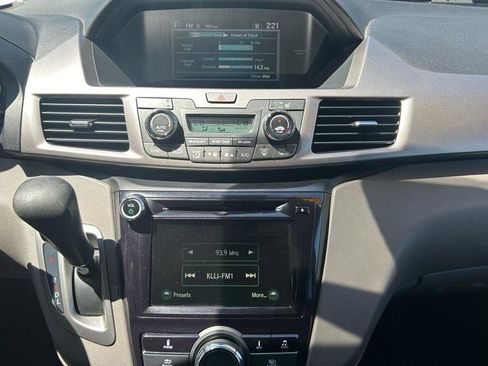 Used 2017 Honda Odyssey EX-L image 12