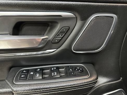 Used 2019 RAM 1500 Laramie AWD/4WD image 22