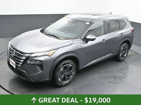 Used 2024 Nissan Rogue SV image 31