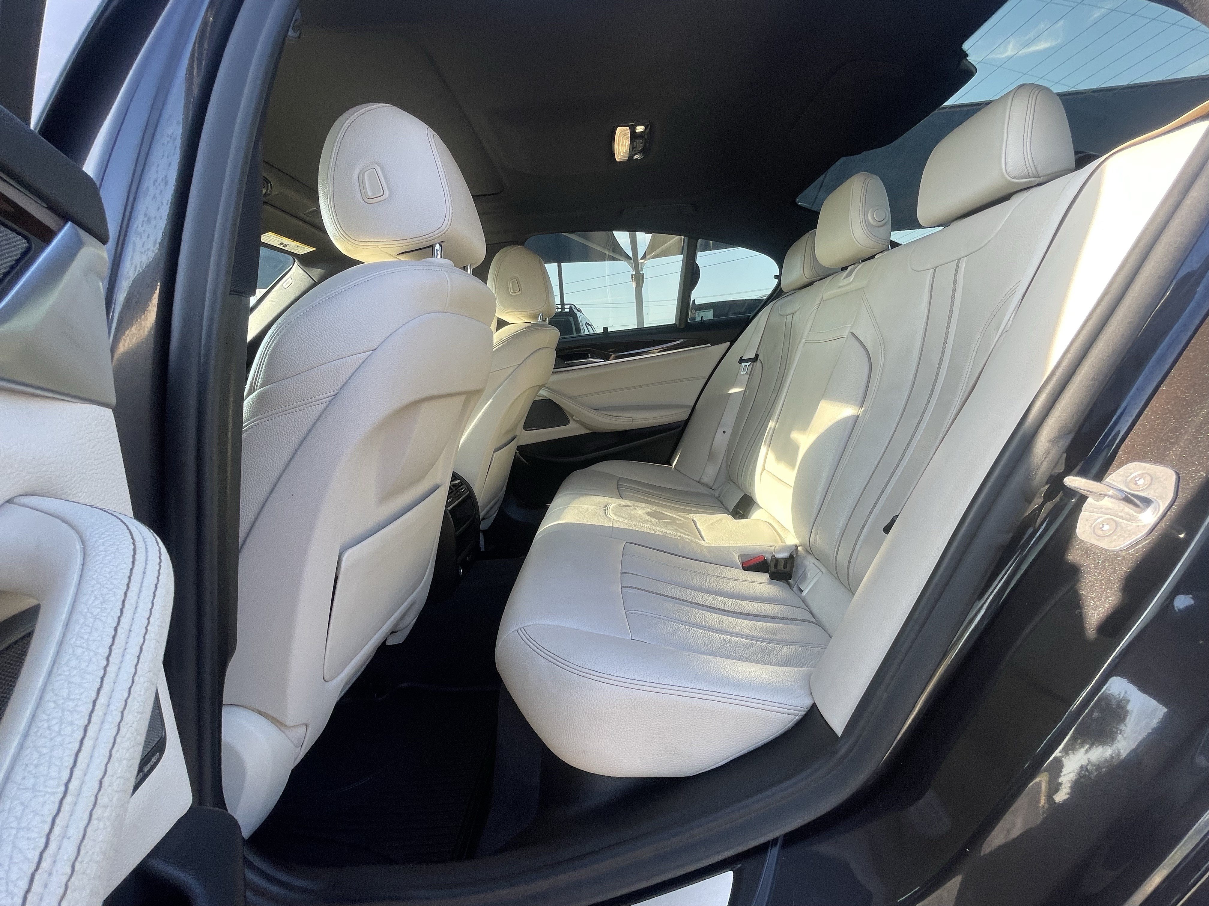 Used 2019 BMW 540i RWD image 18