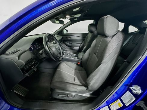 Used 2023 Honda Accord Sport image 13