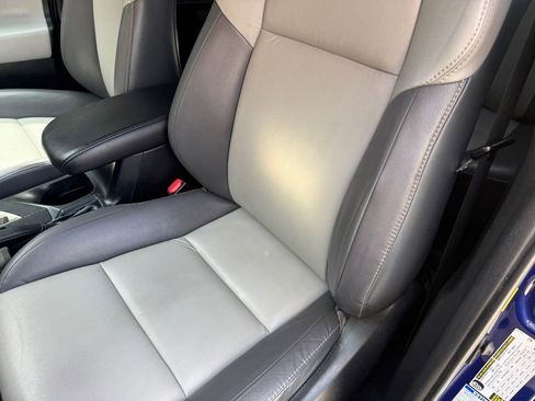Used 2014 Toyota RAV4 Limited w/ Technology Package AWD/4WD image 25