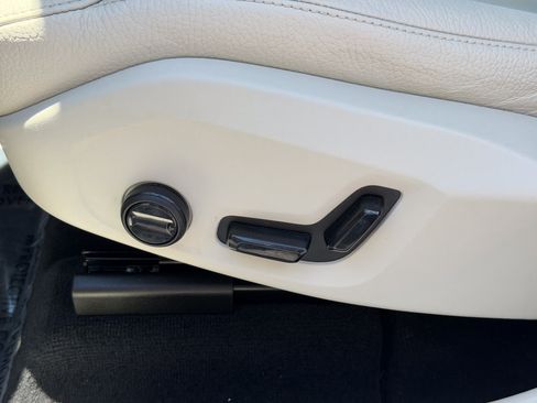 Certified 2023 Volvo XC60 B5 Plus w/ Protection Package Premier FWD image 20