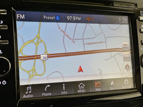 Used 2018 Nissan Murano SL w/ Moonroof Package image 22