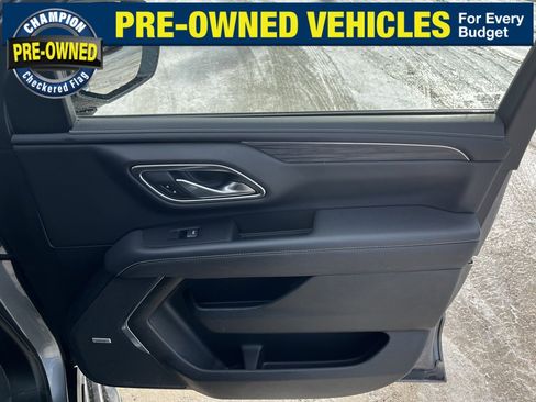 Used 2022 GMC Yukon SLT w/ SLT Premium Package image 39