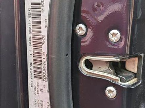 Used 2017 RAM 3500 SLT w/ SLT Plus D￩cor Group image 17