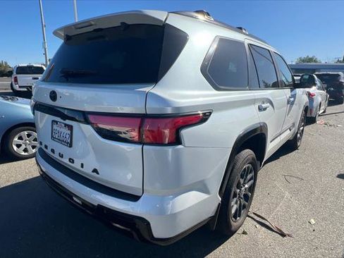 Certified 2024 Toyota Sequoia Platinum AWD/4WD image 4
