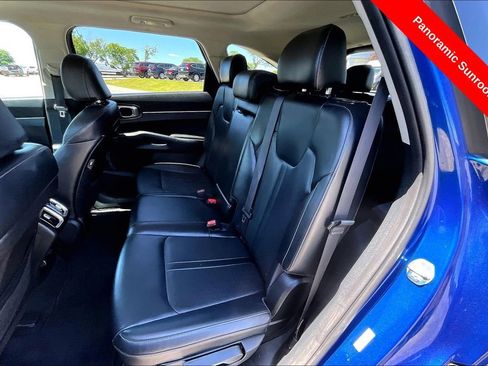 Used 2021 Kia Sorento S w/ Panoramic Sunroof Package FWD image 22