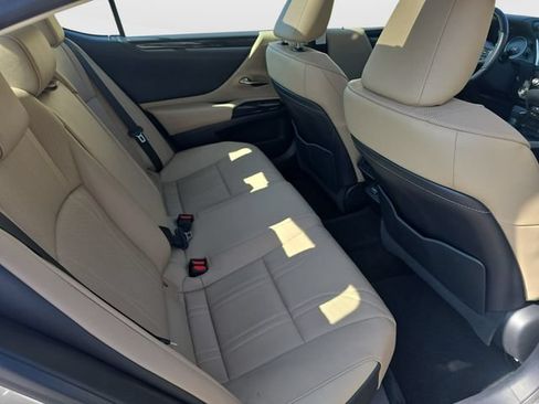 Used 2021 Lexus ES 350 w/ Accessory Package 2 FWD image 12