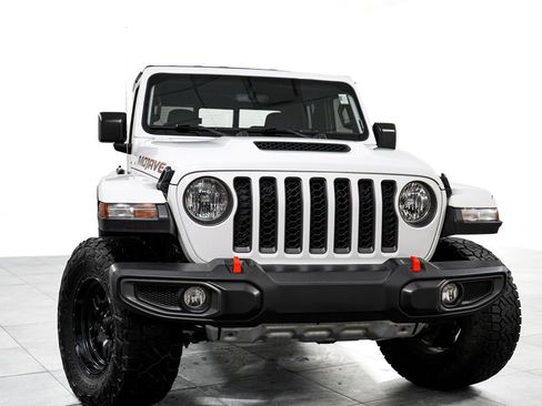Used 2022 Jeep Gladiator Mojave w/ Trailer Tow Package AWD/4WD image 3