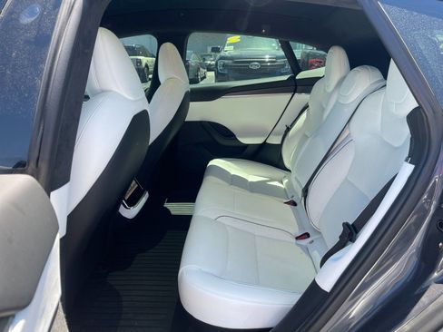 Used 2022 Tesla Model S Plaid AWD/4WD image 14