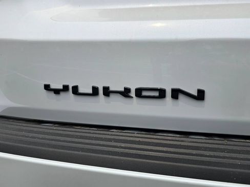 New 2026 GMC Yukon XL Denali Ultimate AWD/4WD image 35