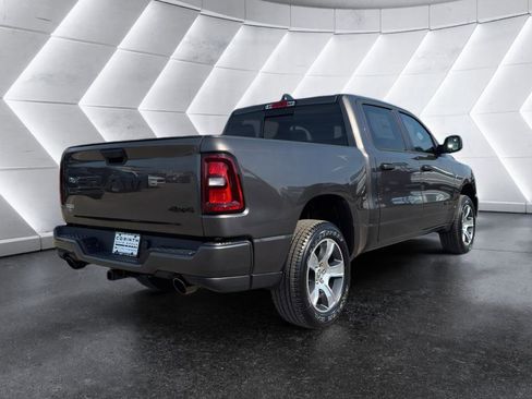 New 2026 RAM 1500 Express image 8