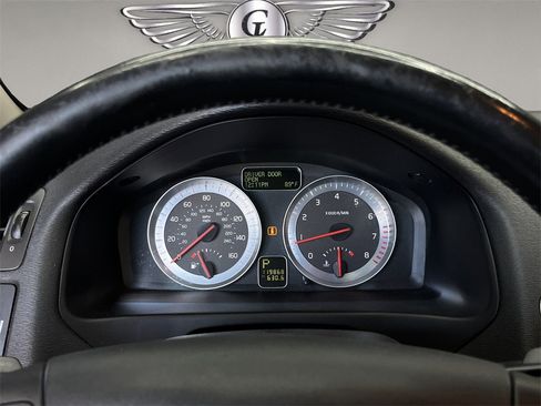 Used 2011 Volvo C70 T5 image 11