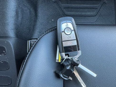 New 2026 Ford Transit 250 148 Medium Roof image 19