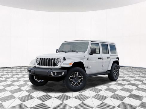 New 2026 Jeep Wrangler Unlimited Sahara AWD/4WD image 2