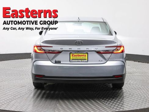 Used 2025 Toyota Camry LE FWD image 6