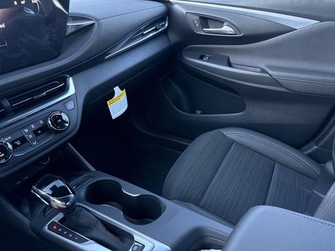 New 2026 Buick Envista Preferred w/ Convenience II Package image 17