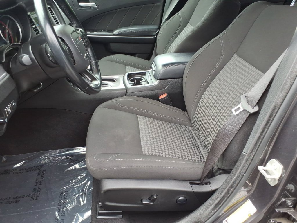 Used 2023 Dodge Charger SXT w/ Blacktop Special Edition AWD/4WD image 17