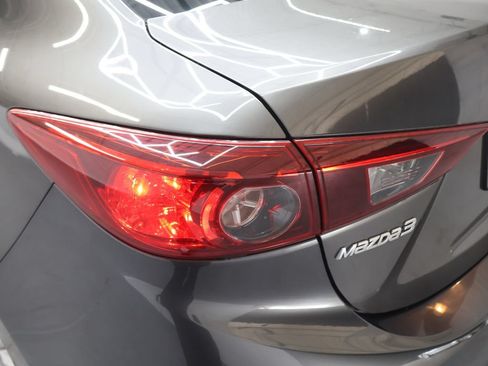 Used 2017 MAZDA MAZDA3 Sport w/ Preferred Equipment Package FWD image 28
