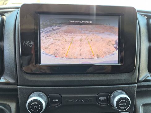 Used 2026 RAM ProMaster 2500 w/ Convenience Group FWD image 23