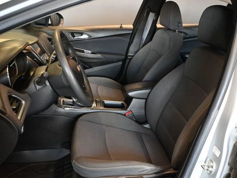 Used 2019 Chevrolet Cruze LS FWD image 11