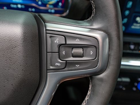 Used 2024 Chevrolet Silverado 2500 LTZ w/ LTZ Premium Package image 30