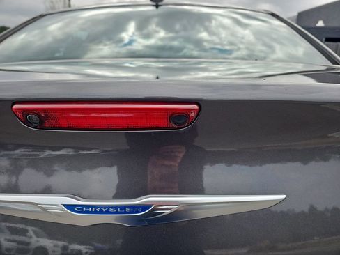 Used 2023 Chrysler 300 Touring RWD image 18