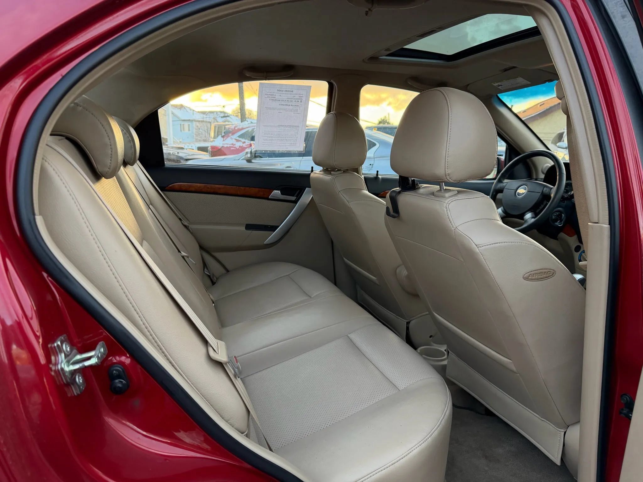 Used 2011 Chevrolet Aveo LT FWD image 17